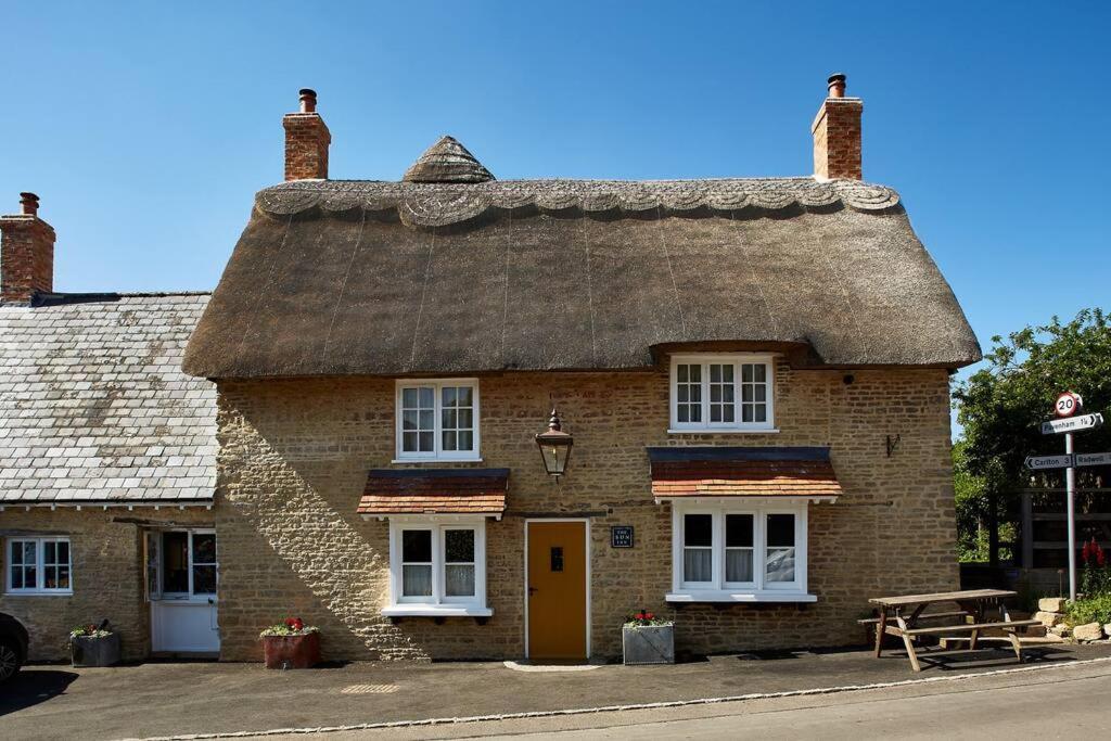 Dawn At The Sun Inn Felmersham, Our Signature Duplex Suite Sharnbrook Екстериор снимка