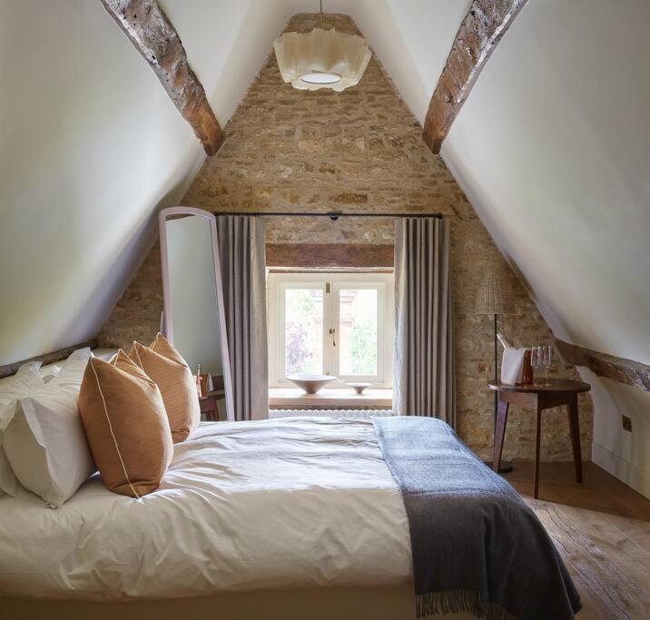 Dawn At The Sun Inn Felmersham, Our Signature Duplex Suite Sharnbrook Екстериор снимка